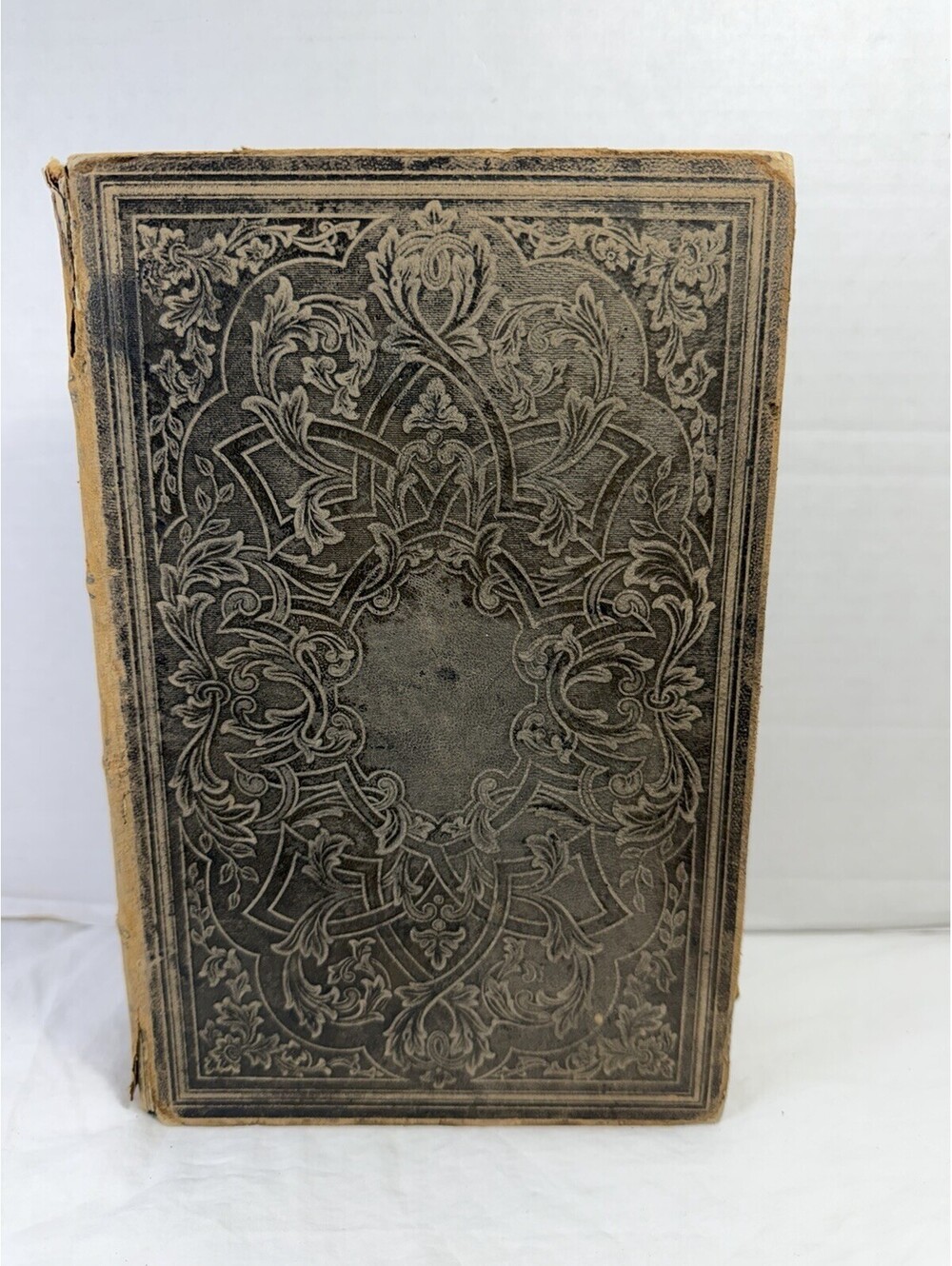 Antique Mid-19th century edition of Die Heilige Schrift Holy Bible 1852
